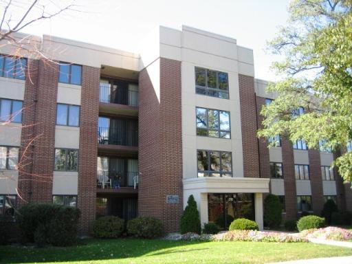 212 W St Charles Rd. #203, Lombard, IL 60148