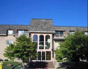 18855 Burnham Ave. #133, Lansing, IL 60438