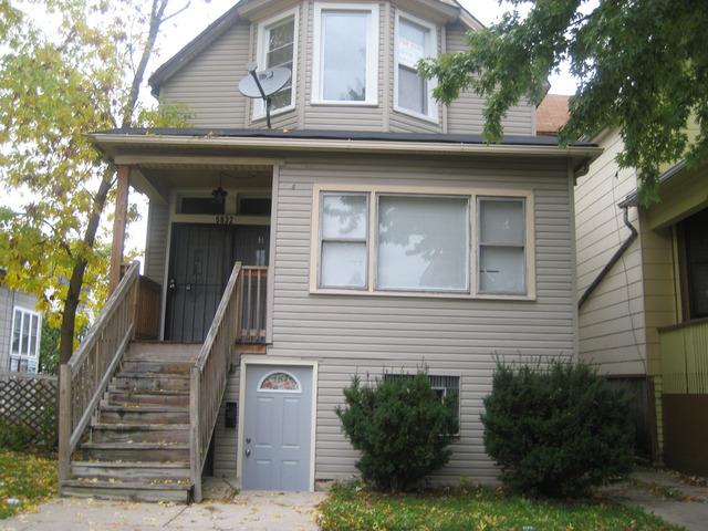 5832 W Walton St., Chicago, IL 60651