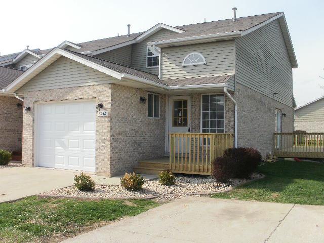 8028 Daniel Dr., Justice, IL 60458