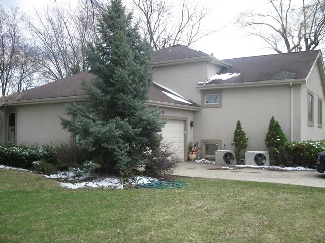 3585 Tamarind Dr., Northbrook, IL 60062