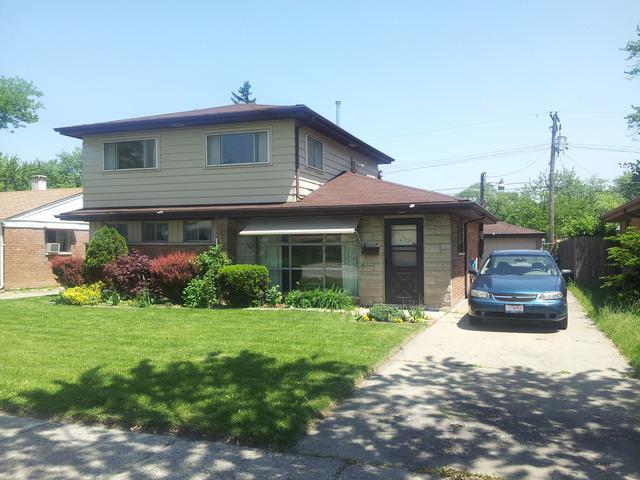 1363 Burnham Ave., Calumet City, IL 60409