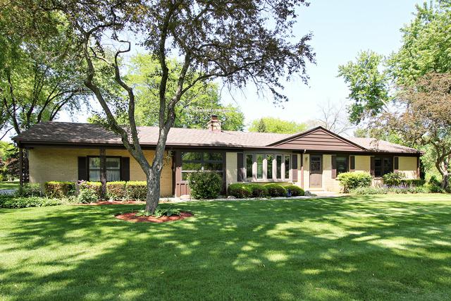 21 Lynn Dr., Hawthorn Woods, IL 60047