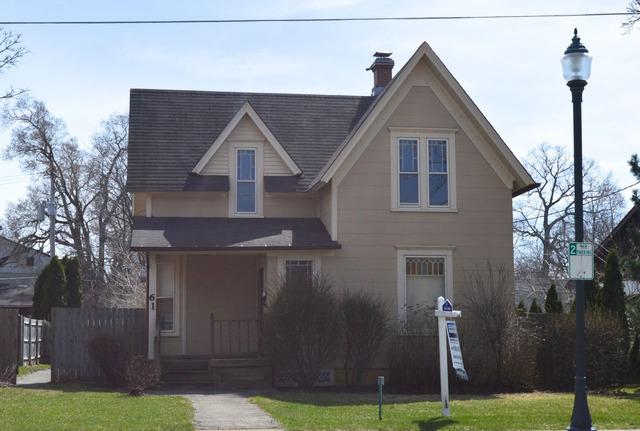61 Hawley St., Grayslake, IL 60030