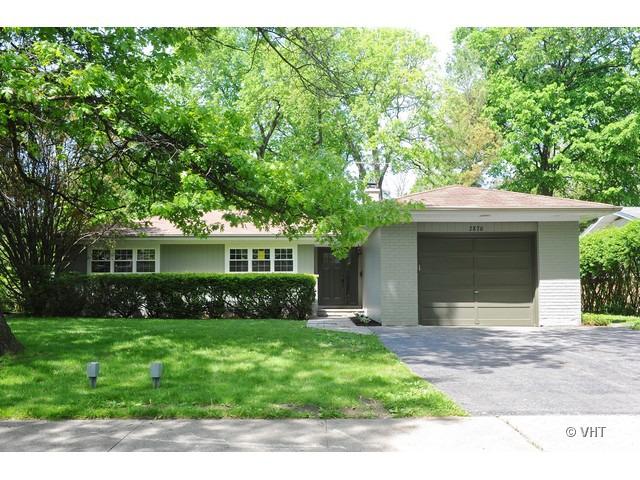 2870 Summit Ave., Highland Park, IL 60035