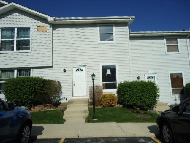 219 Raintree Ct., Aurora, IL 60504