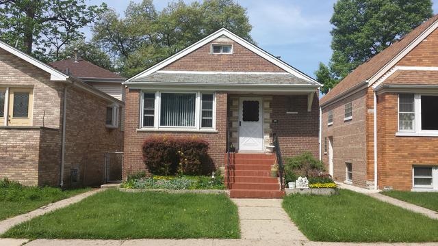 4030 Clinton Ave., Stickney, IL 60402