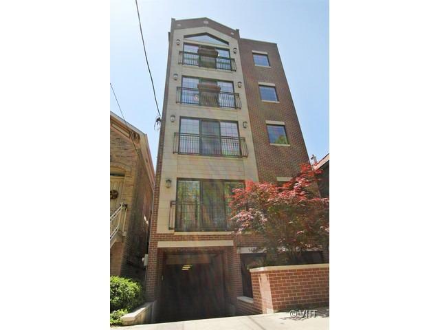 1456 N Wieland St. #P2, Chicago, IL 60610