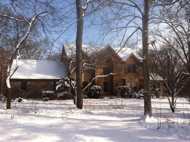 1S051 Normandy Woods Dr., Winfield, IL 60190
