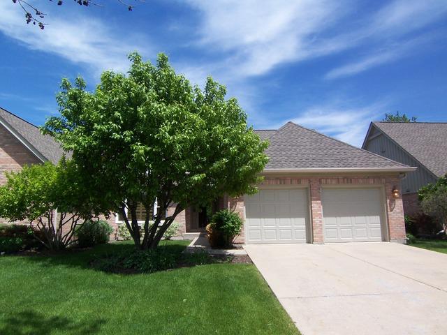 917 Wedgewood Dr., Crystal Lake, IL 60014