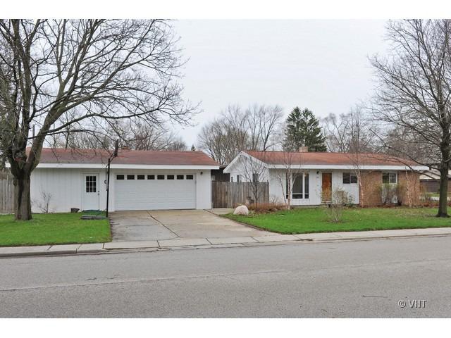 1424 Arbor Vitae Rd., Deerfield, IL 60015