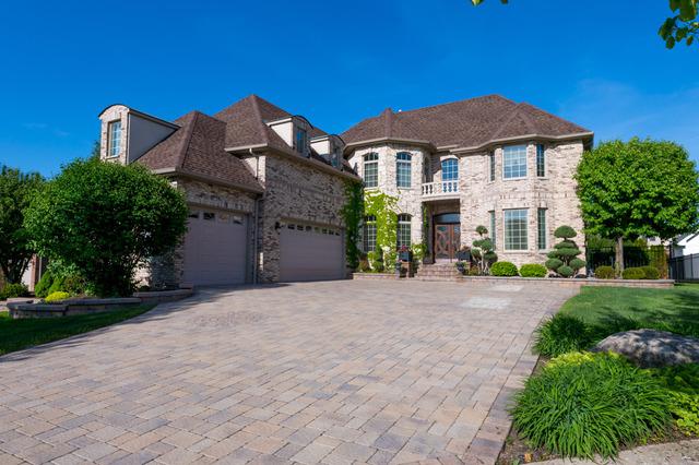 7 Jaymia Ct., Lemont, IL 60439