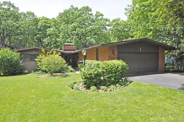 2116 North Ave., Waukegan, IL 60087