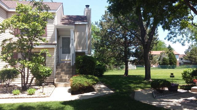 907 Manchester Cir. #101B, Schaumburg, IL 60193