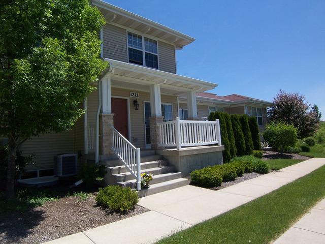 1212 Walnut Glen Dr., Crystal Lake, IL 60014