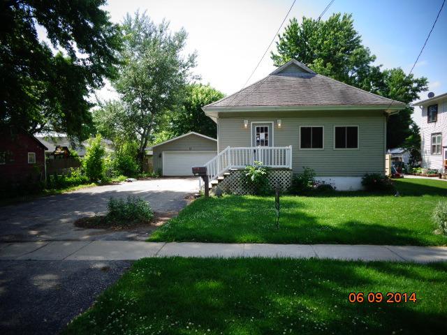 215 W Lee St., Plano, IL 60545