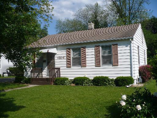 1304 Roosevelt Ave., Joliet, IL 60435