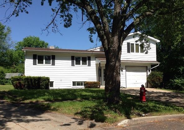101 Wilshire Ct., Streamwood, IL 60107