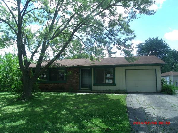 835 Poplar Ln., Bolingbrook, IL 60440