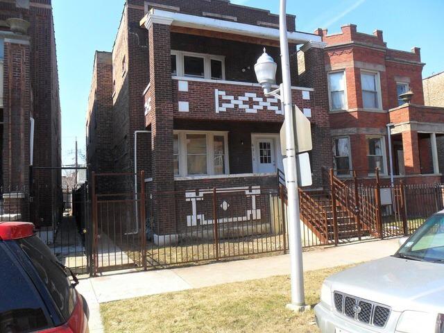 6210 S Rockwell St., Chicago, IL 60629