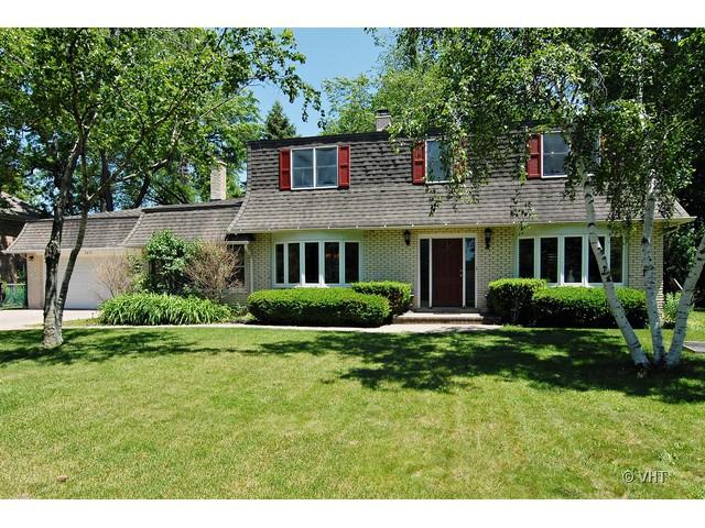 1015 Division St., Barrington, IL 60010
