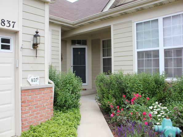 837 Cambridge Dr., Batavia, IL 60510