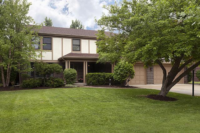 3818 Russett Ln., Northbrook, IL 60062