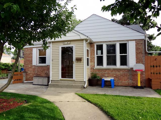 9701 E Reeves Ct., Franklin Park, IL 60131
