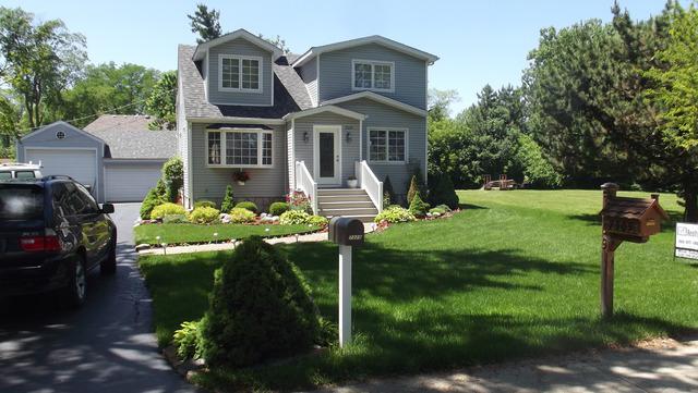 7320 Hamilton Ave., Burr Ridge, IL 60527