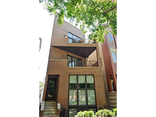 901 N Wood St. #3, Chicago, IL 60622