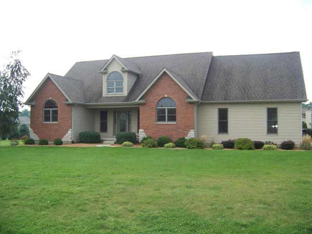 2362 N 4070th Rd., Sheridan, IL 60551
