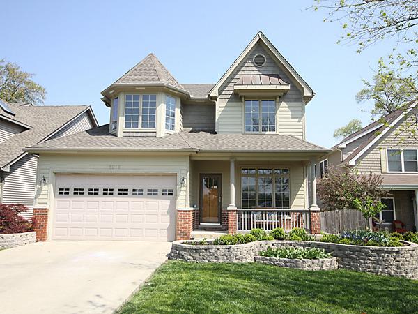 1018 67th St., Downers Grove, IL 60516