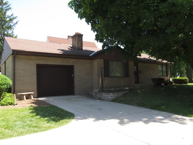 903 13th Ave., Mendota, IL 61342