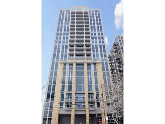 700 N Larrabee St. #1415, Chicago, IL 60610