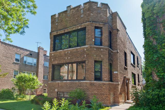 6651 N Rockwell St., Chicago, IL 60645