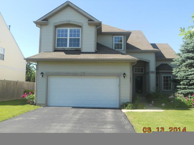 1068 Haywood Dr., Round Lake, IL 60073
