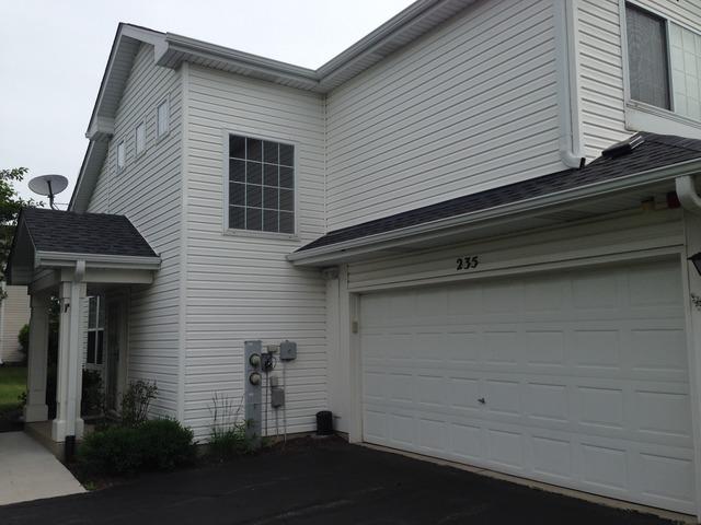 235 Abington Ln., North Aurora, IL 60542