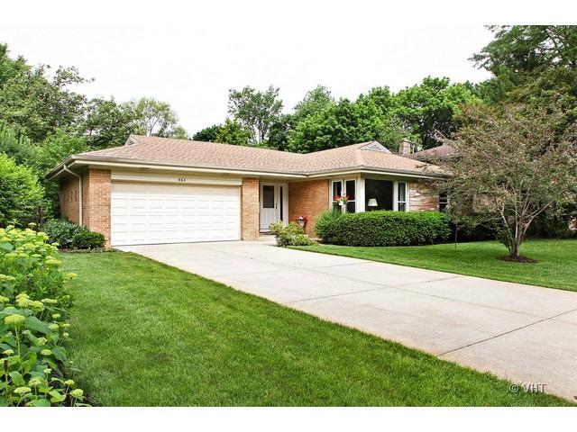 860 Hawthorne Ln., Northbrook, IL 60062
