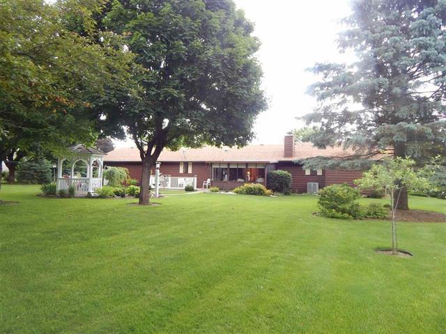 10738 Heather Ridge Ln., Roscoe, IL 61073