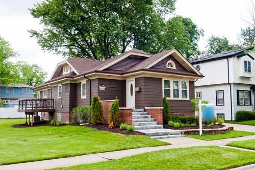 9339 S 54th Ave., Oak Lawn, IL 60453