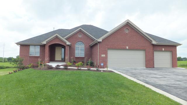 102 Sweetbriar Tr., Winnebago, IL 61088