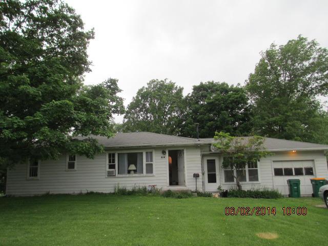 210 S Orput St., Malta, IL 60150
