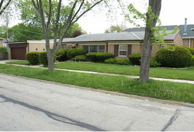 8055 Kildare Ave., Skokie, IL 60076