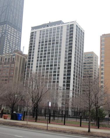 222 E Pearson St. #2005, Chicago, IL 60611