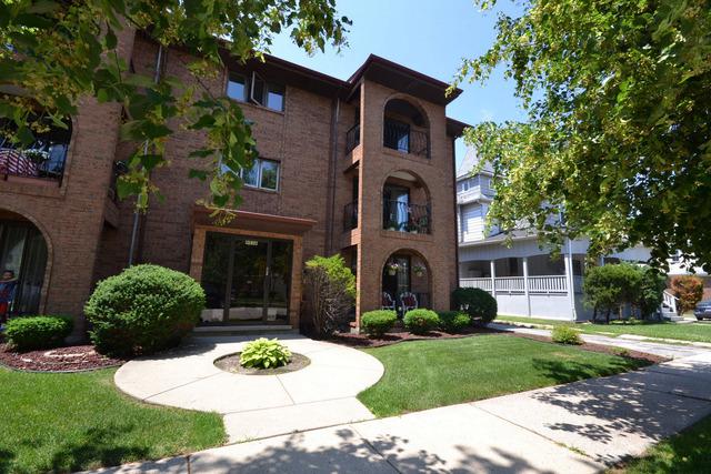 9526 S 53rd Ave. #1N, Oak Lawn, IL 60453