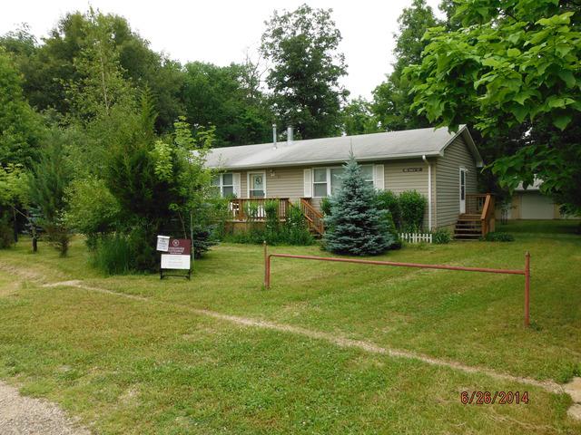 21 Birch Dr., Putnam, IL 61560