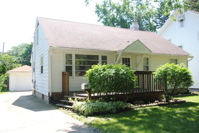 16 S Buell Ave., Aurora, IL 60506