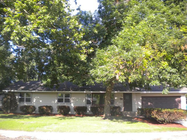 1075 S Mazon St., Coal City, IL 60416