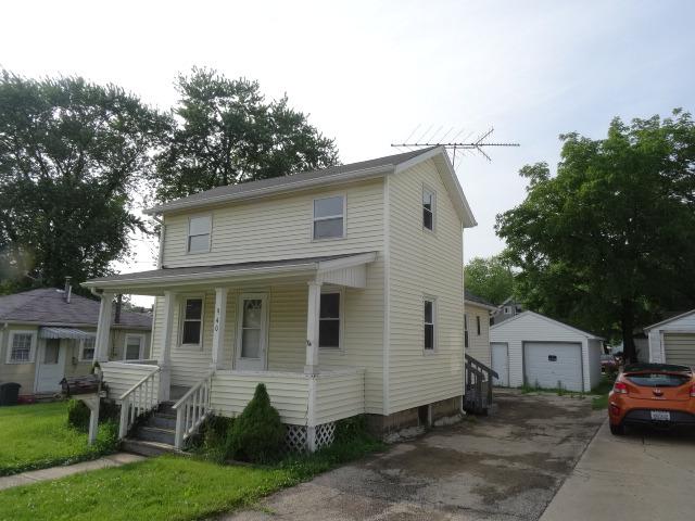 940 4th Ave., Aurora, IL 60505