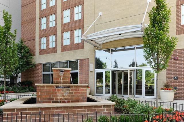 645 N Kingsbury Ave. #1301, Chicago, IL 60654